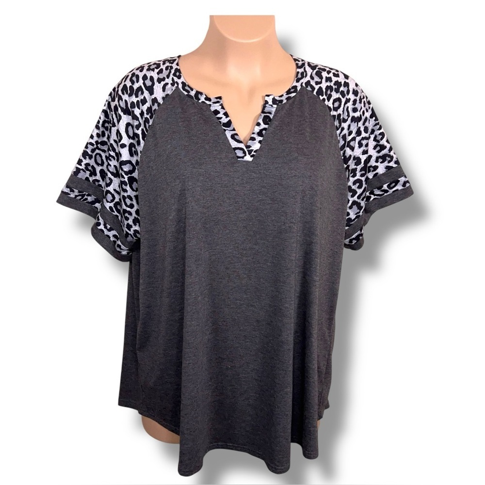 5XL Women’s Leopard Print Grey Black White Top Vneck Soft Fabric Short Sleeve